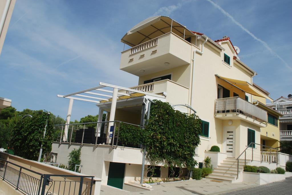 Apartments Villa Lili Lovetovo Vodice Exterior foto